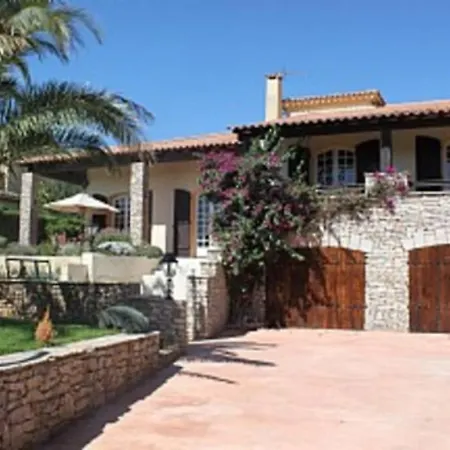 Stunning With Private Pool And Gardens Villa Marseillan (Herault)