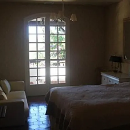 Stunning With Private Pool And Gardens *